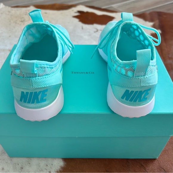 NIKE Swarovski Women's Sneakers in Tiffany Blue 🩵 - Picture 8 of 11